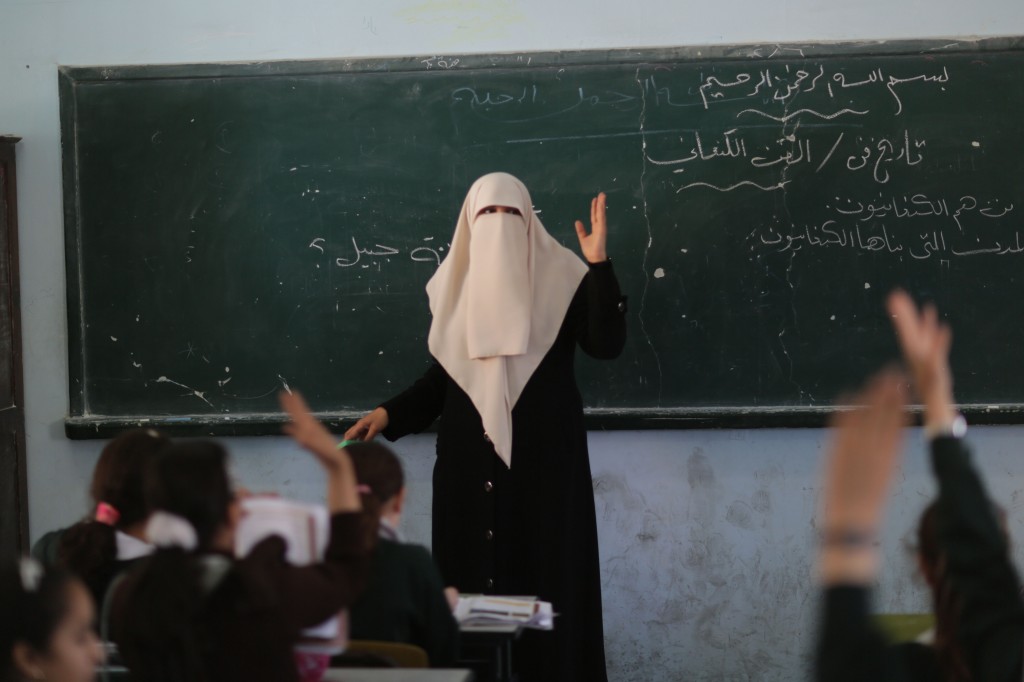 Do Palestinian teachers prepare children for coexistence? Lessons in Gaza. Photo: Wissam Nassar/Flash90