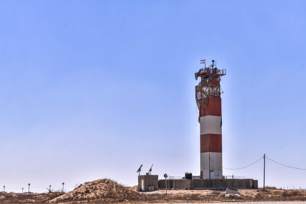 Military tower overlooking the Gaza Strip. Photo: Aviram Valdman / The Tower