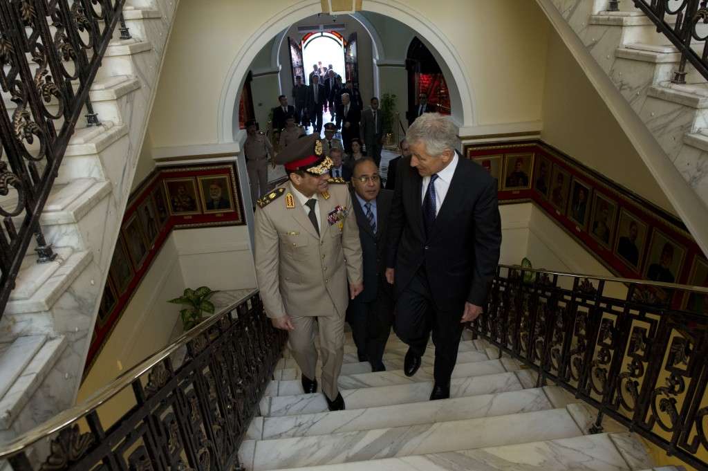 U.S. Secretary of Defense Chuck Hagel with Egyptian Minister of Defense Abdel Fatah Al-Sisi into the Ministry of Defense in Cairo April 24, 2013.  Photo: Erin A. Kirk-Cuomo/Department of Defense