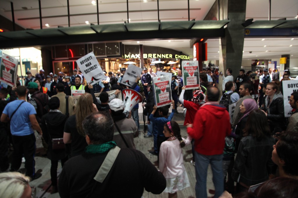 BDS advocates protest the opening of a Max Brenner chocolate store in Parramatta, Australia. Photo: Kate Ausburn / flickr