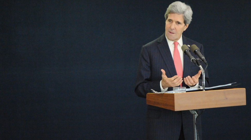 Secretary_Kerry_Addresses_Reporters_During_Tel_Aviv_News_Conference_(11235816416) (1)