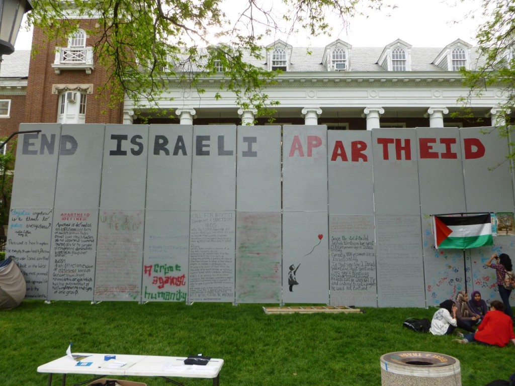 During Israel Apartheid Week, SJP at the University of Illinois Urbana-Champaign constructed this wall. Photo: Benjamin Stone / flickr