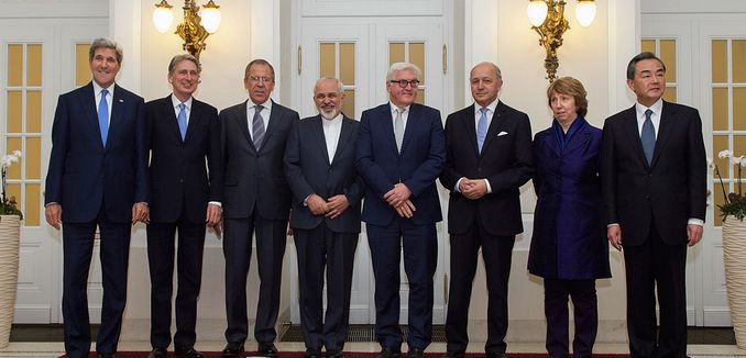 FeaturedImage_2014-11-25_WikiCommons_P5+1_Ministers_With_Iranian_Foreign_Minister_Zarif_in_Vienna