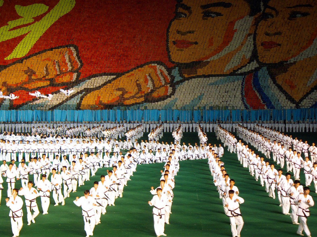 The Arirang Mass Games retells the history of North Korea. The performance is famed for huge mosaics created by thousands of school children and complex mass gymnastics and dance routines. Photo: Kok Leng Yeo / Wikimedia