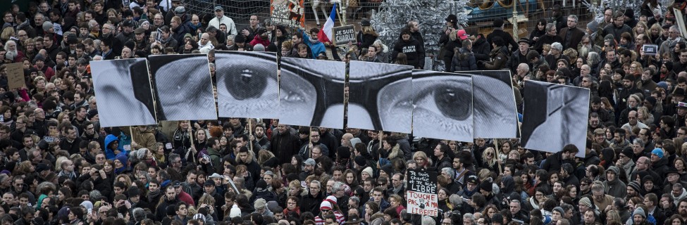 Over one million people, including world leaders, gathered in Paris on January 11, 2015, in tribute of the 17 victims following the shootings by Islamist gunmen at the offices of the satirical weekly newspaper Charlie Hebdo, the killing of a police woman in Montrouge, and the Jewish hostages killed at a kosher supermarket at the Porte de Vincennes. Photo: Laurence Geai / Flash90