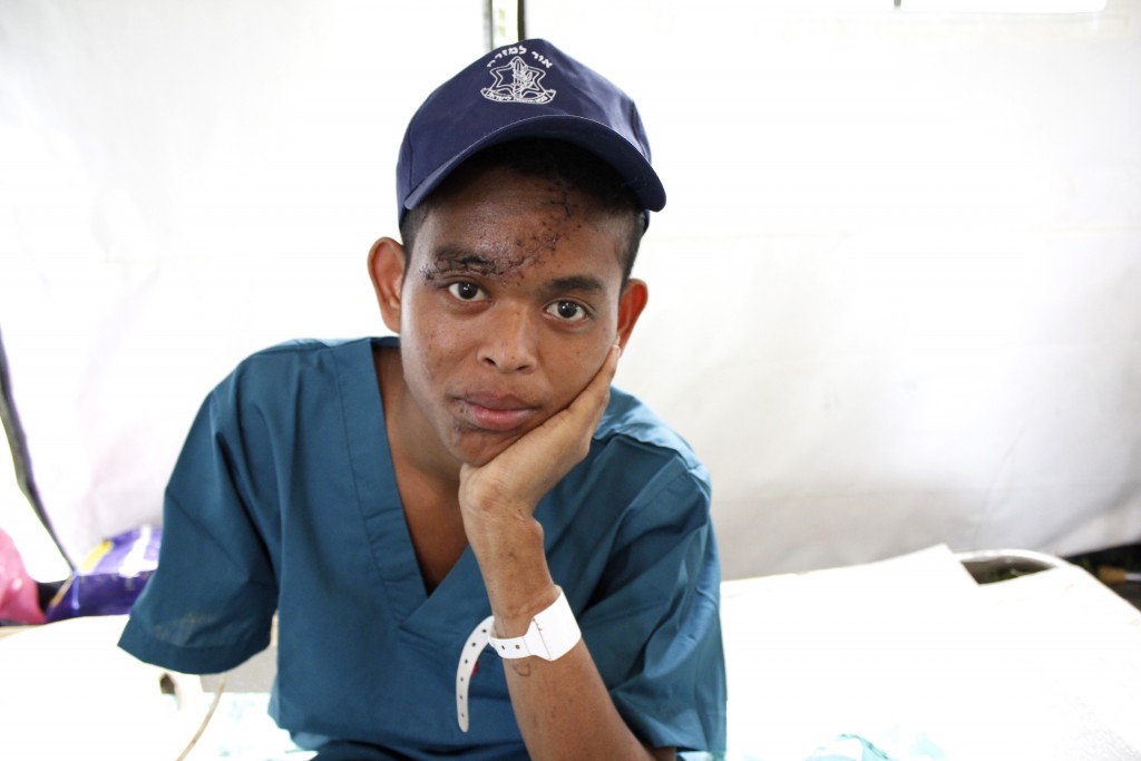 Sagar Majhi grew to be a favorite of Israeli doctors during his stay at the field hospital. Photo: Yardena Schwartz / The Tower