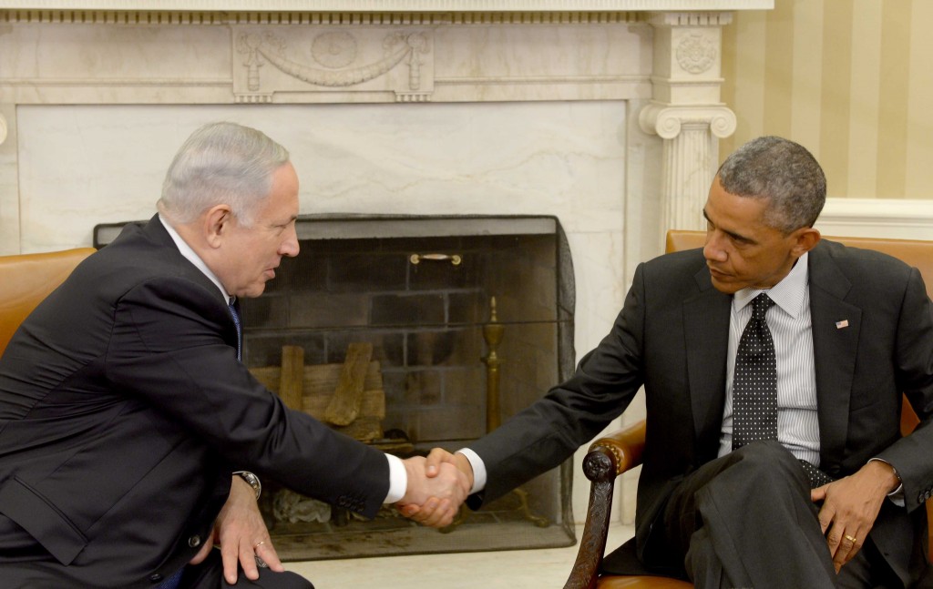 Israeli Prime Minister Benjamin Netanyahu meets with U.S. President Barack Obama at the White House, October 1, 2014. Photo: Avi Ohayon / GPO / Flash90
