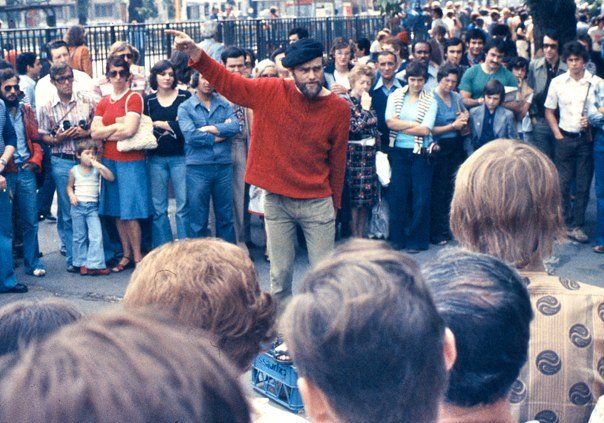 An orator at Speakers Corner in London’s Hyde Park, 1974. Photo: George Louis / Wikimedia