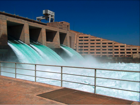 The Haditha Dam is the second-largest contributor to hydroelectric power in Iraq. Photo: U.S. Army Corps of Engineers / Wikimedia