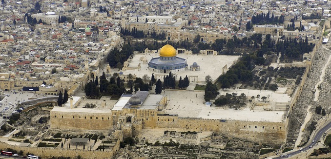 temple_mount_aerial_view_2007_01_cr