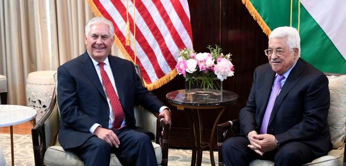 Tillerson, Abbas, Photo: State Department