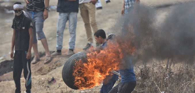 FeaturedImage_2019-03-29_Flickr_Gaza_Riots_28008399537_8a3fef03b5_b