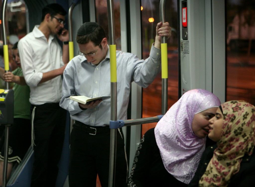 The Manufactured Controversy of the Jerusalem Light Rail - The Tower ...